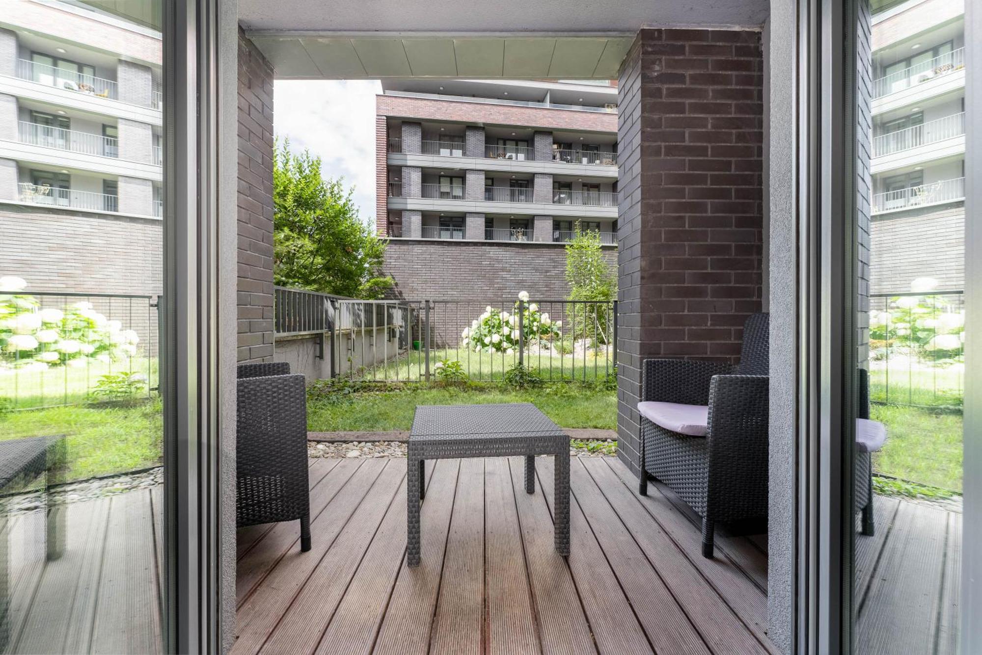 Nadwislanska 11 Apartment With Garden Kraków Exteriör bild